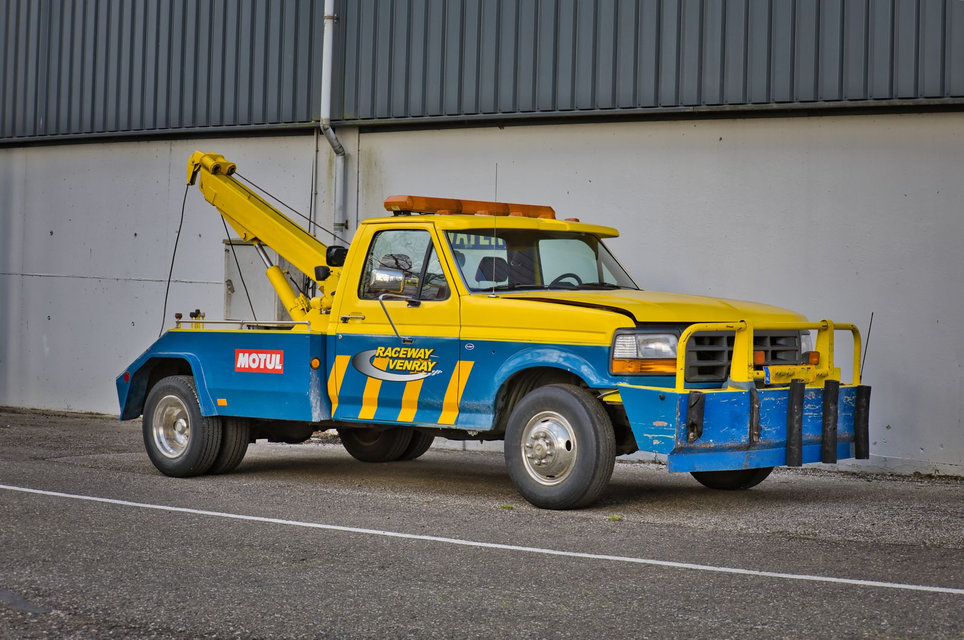 Remorquage voiture équipe à Fort-de-France